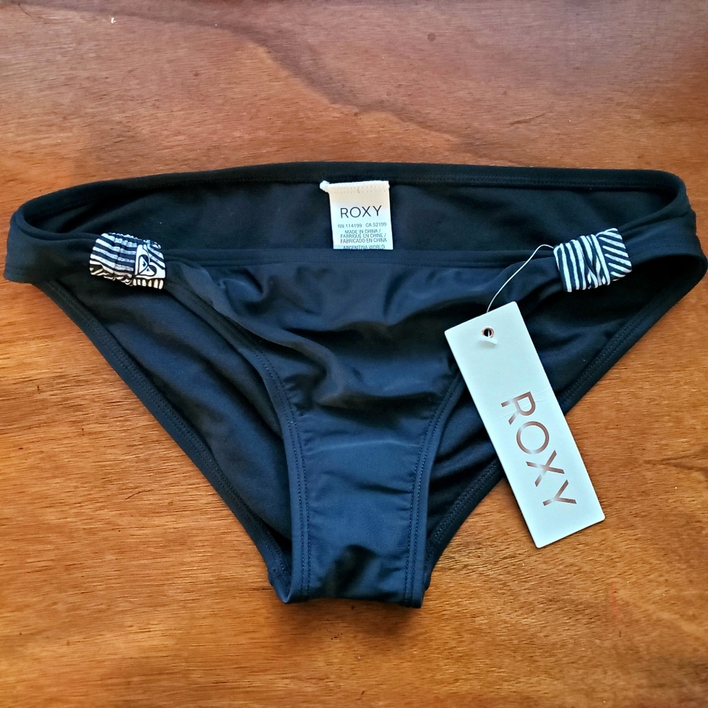 NWT Roxy Black Bikini Bottom Small